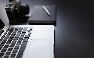 爱游戏登录入口-开拓者球队辅助教练调整阵容，有望改善比赛战术？