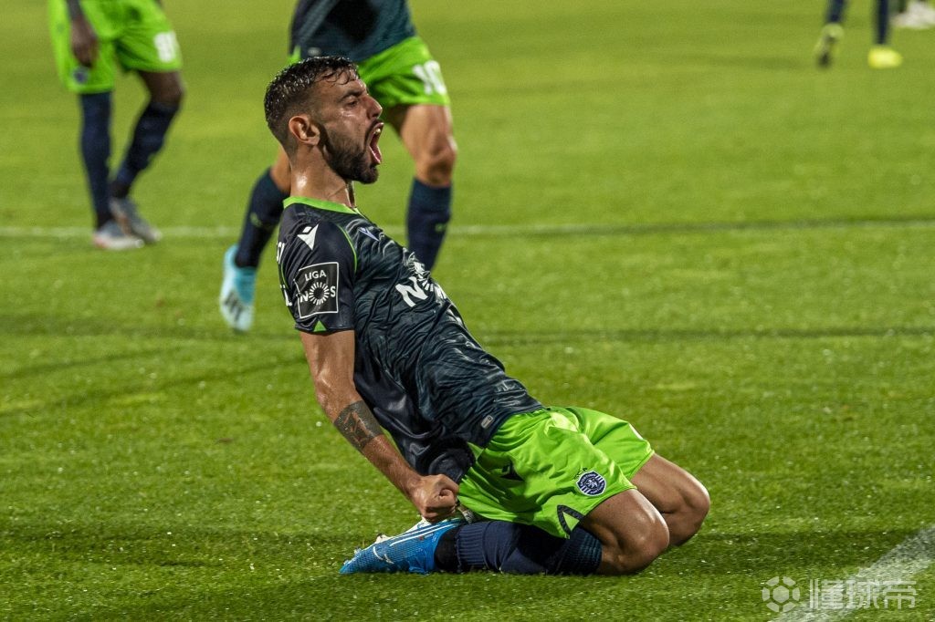 爱游戏app下载-关于罗马在客场大败，积分榜位置继续下滑的信息