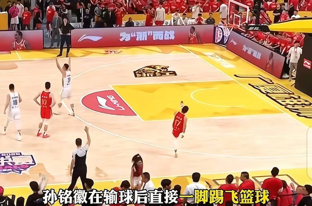 精彩比赛连连，CBA球迷热情高涨