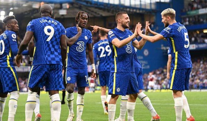 爱游戏app下载-包含沃尔夫斯堡主场迎战汉诺威，努力保持不败的词条