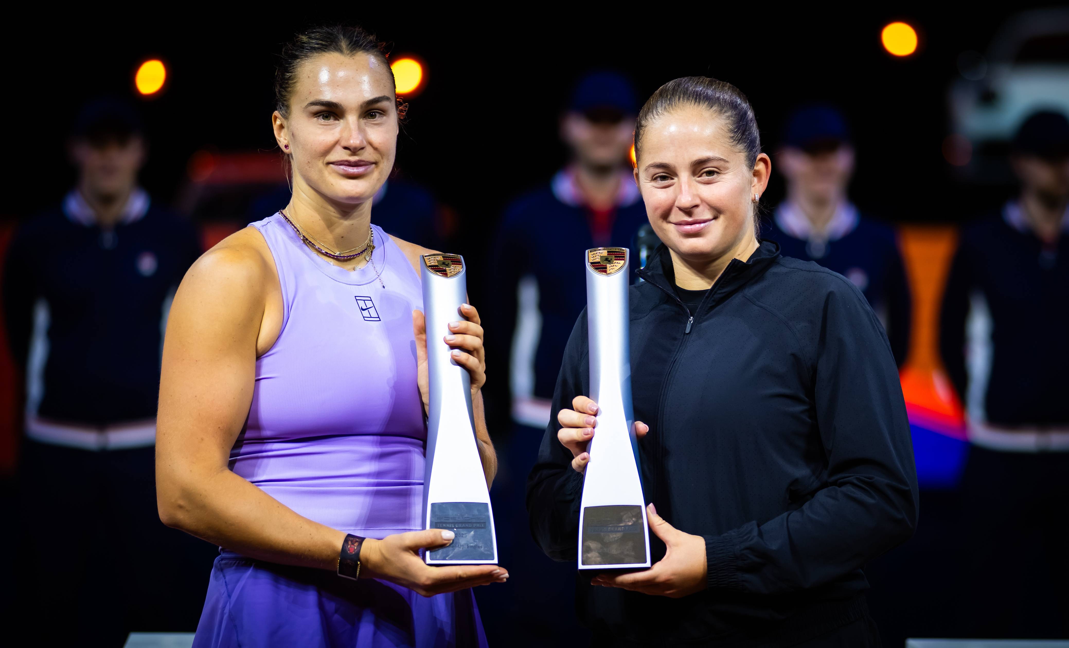 爱游戏登录入口-美国球员在亚洲锦标赛中脱颖而出