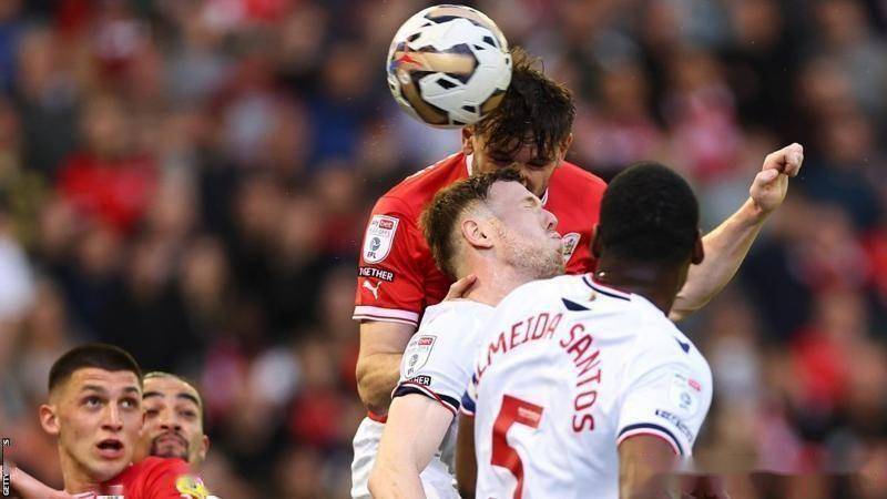 爱游戏网页版入口-巴恩斯利锐不可挡，向英超冲刺迈进的简单介绍