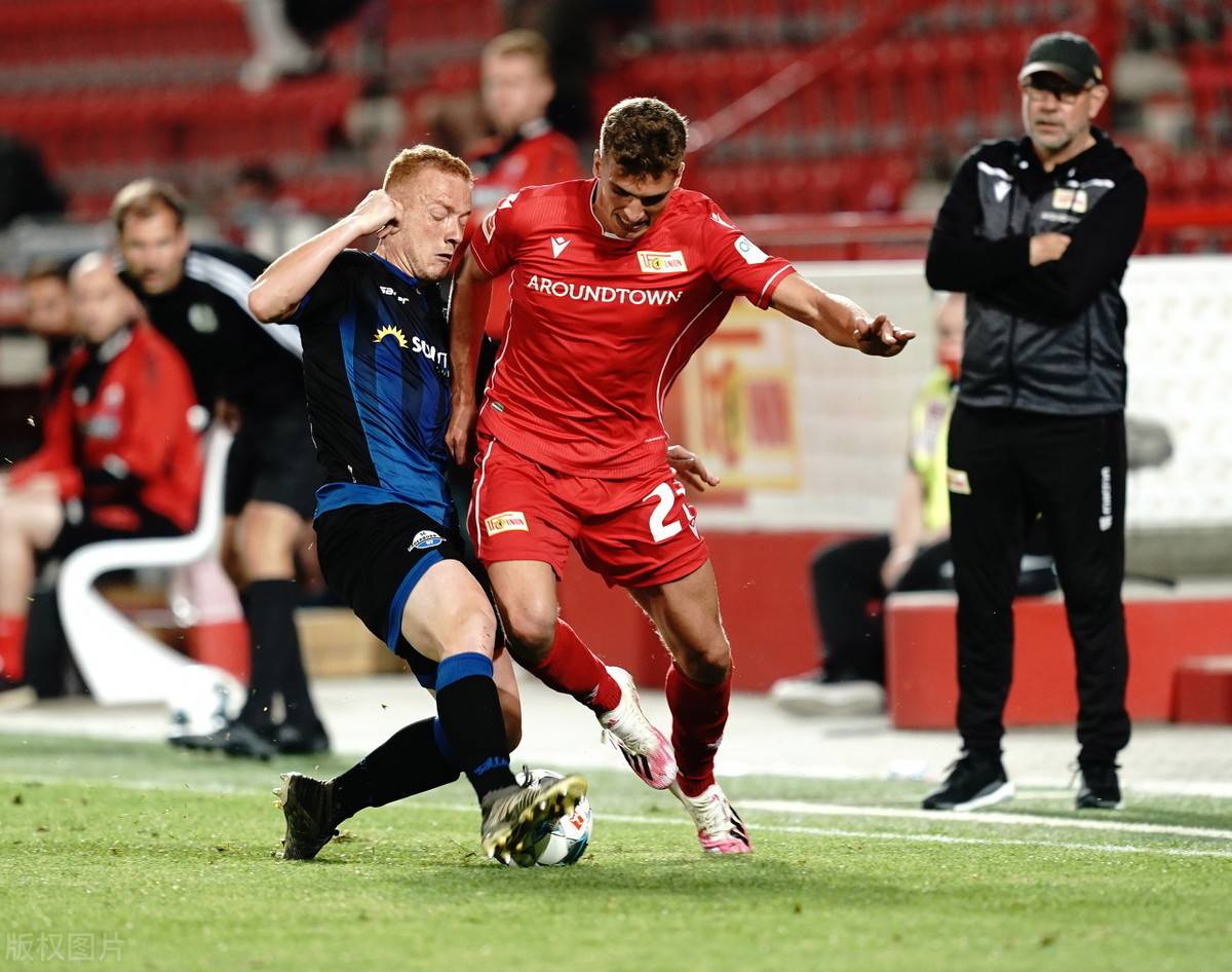 爱游戏入口-双方球队在比赛中展开了激烈角逐