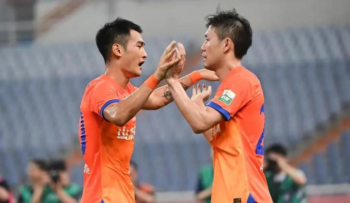 尼姆成功引援两名中场球员,备战新赛季的简单介绍 尼姆成功引援两名中场球员,备战新赛季的简单介绍