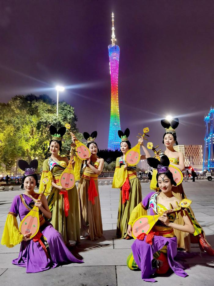 爱游戏app-快闪惊艳！选手瞬间爆发能量的简单介绍