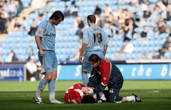 爱游戏官网-桑德兰主场大败，局势堪忧需要迅速调整