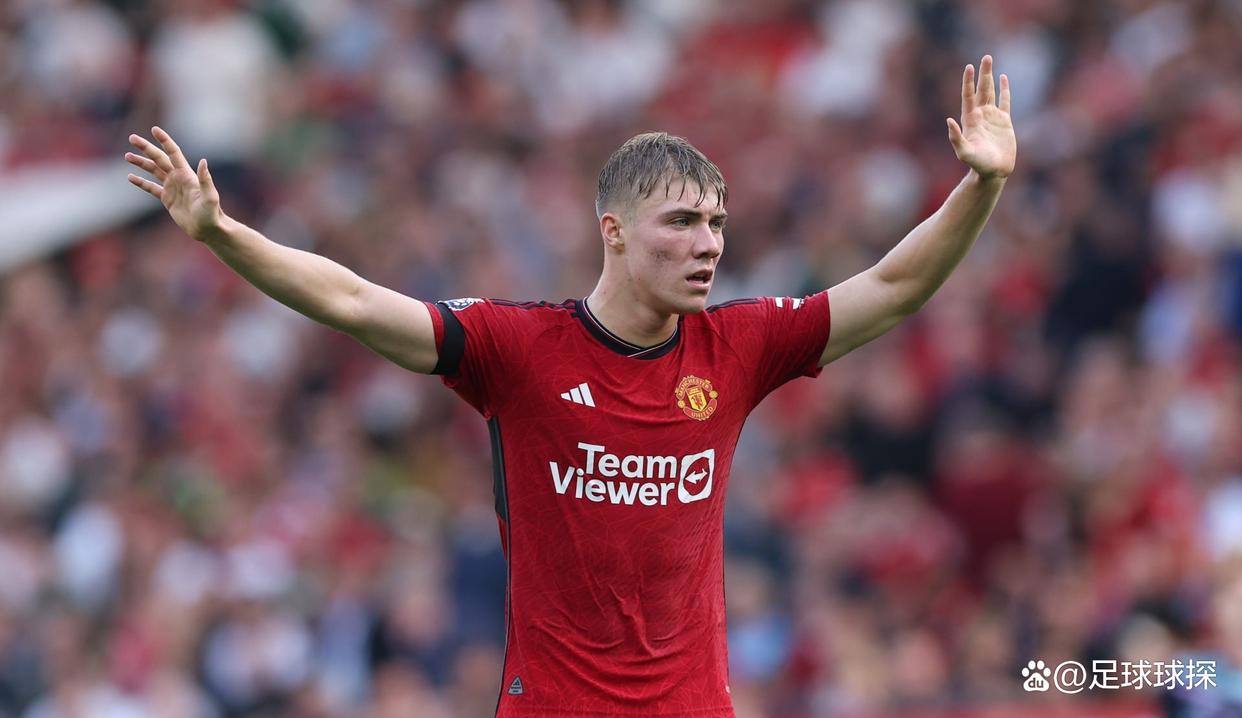 爱游戏官网网页版入口-曼联陷入低迷，欧冠前景堪忧