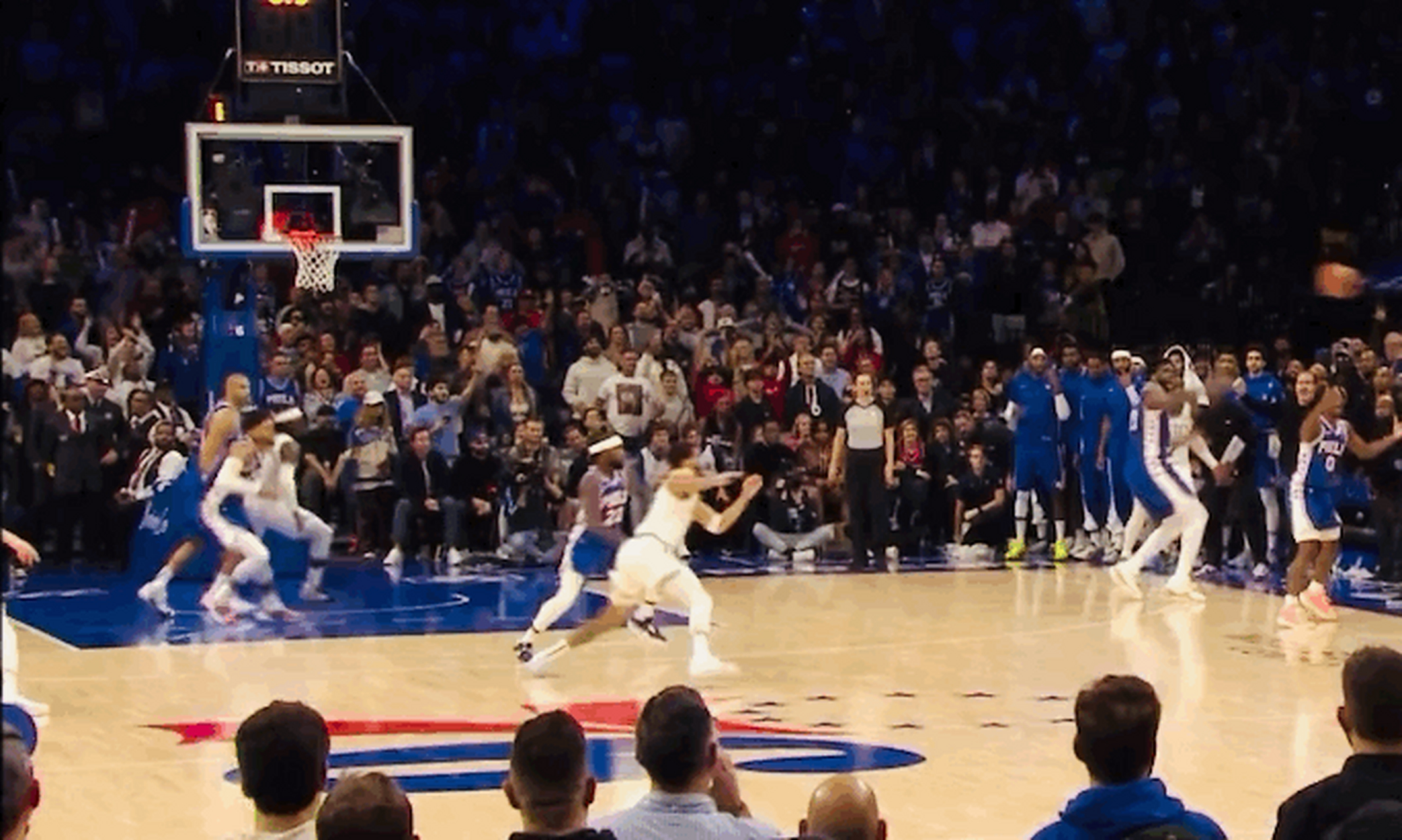 奥地利队在最后时刻扳平比分 奥地利队在最后时刻扳平比分