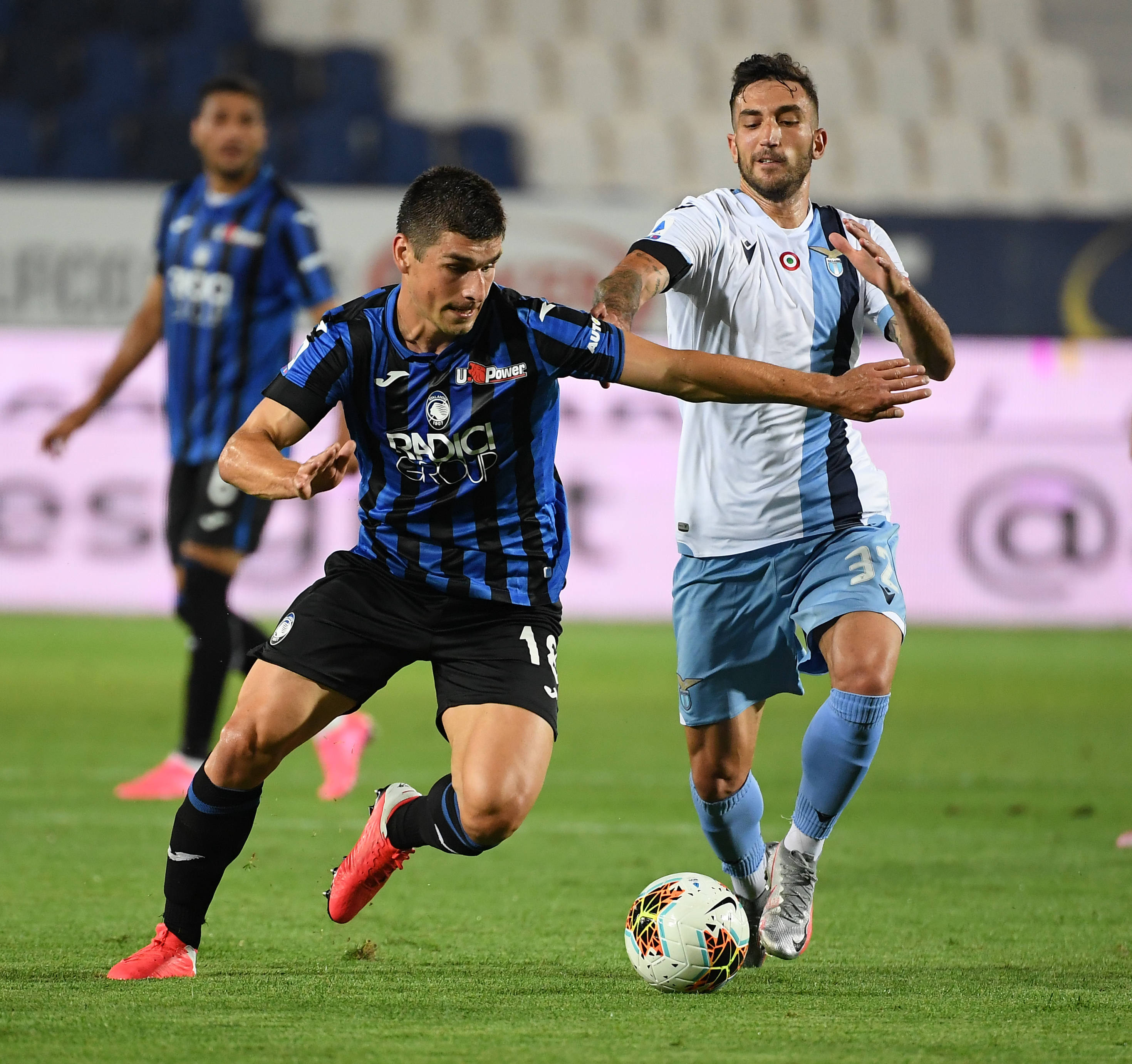 关于佛罗伦萨在客场挑战AC米兰,期待反弹的信息 关于佛罗伦萨在客场挑战AC米兰,期待反弹的信息