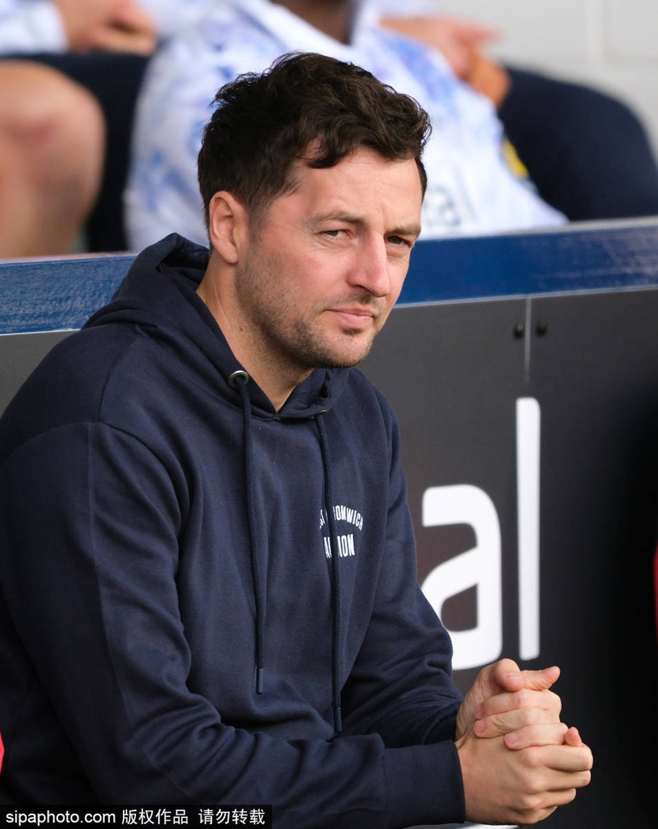 西布朗首战告负，不敌英冠的竞争者