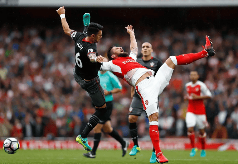 包含阿森纳狙击南安普顿，枪手力争进一步提升积分的词条