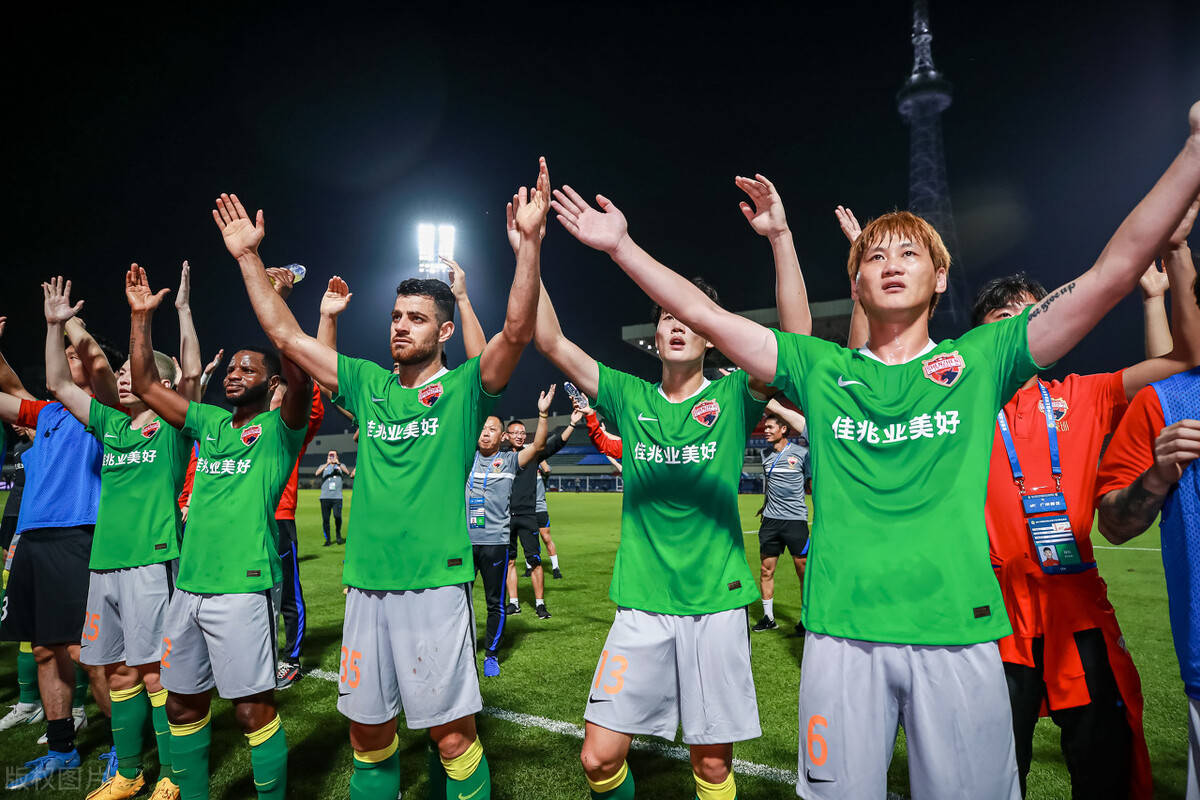 爱游戏登录-包含佳兆业客场挑战泰达武汉绿城，实力对决的词条