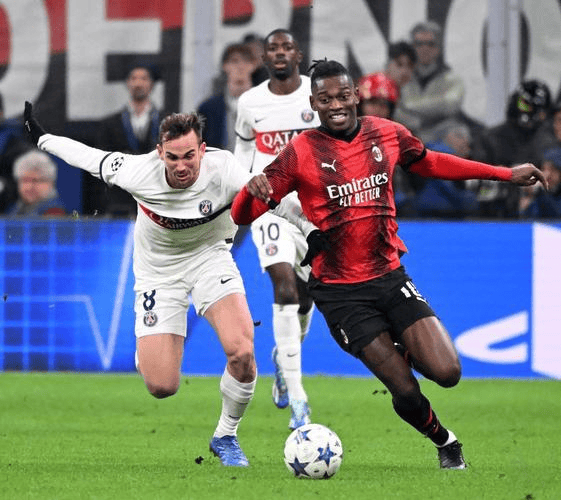 爱游戏网页版入口-尤文图斯赢了AC米兰：卫冕冠军稳坐联赛榜首的简单介绍