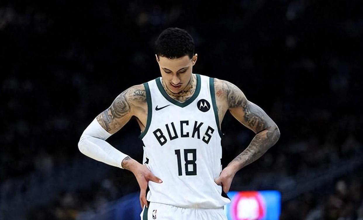 爱游戏中国官网-包含雄鹿大将受伤成疑，球队战力受到挑战的词条